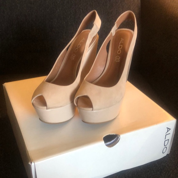 ❤️SOLD❤️ Aldo high heel wedges - Picture 1 of 5